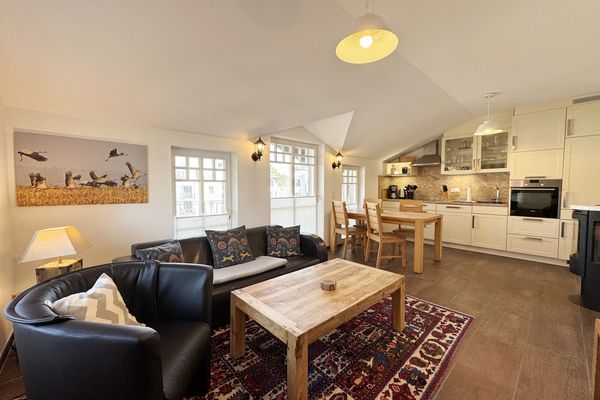 Strandkiefer Whg. 03 mit Balkon und Meerblick Strandkiefer Whg. 03 mit Balkon und Meerblick