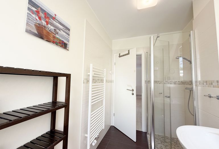 Haus Sonne Ferienwohnung 08 - Tageslichtbad Haus Sonne Ferienwohnung 08 - Tageslichtbad