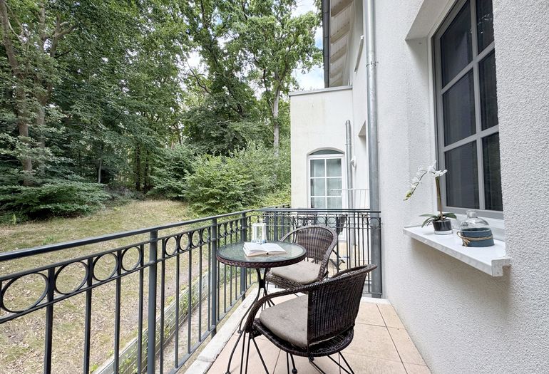 bestuhlter Balkon (Nord)