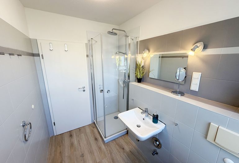 modernes Tageslichtbad