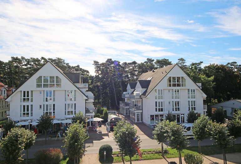 Blick auf beide Häuser in der Strandstraße