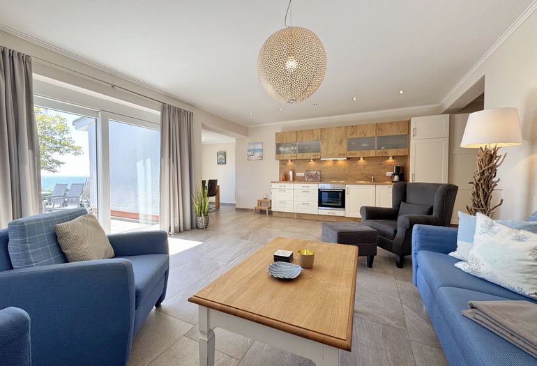 Wohnzimmer mit Meerblick