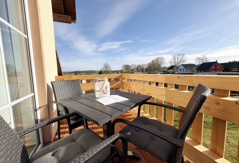 Ausblick vom bestuhlten Balkon Ausblick vom bestuhlten Balkon