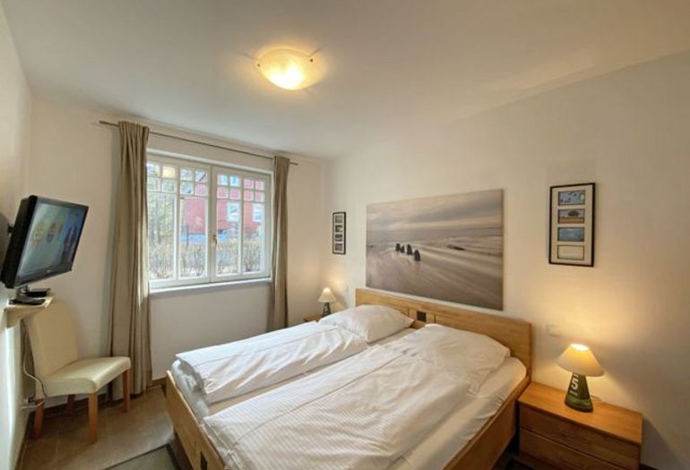 1. Schlafzimmer mit Doppelbett 1. Schlafzimmer mit Doppelbett
