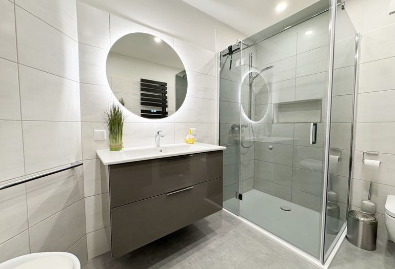 flacher Duscheinstieg flacher Duscheinstieg