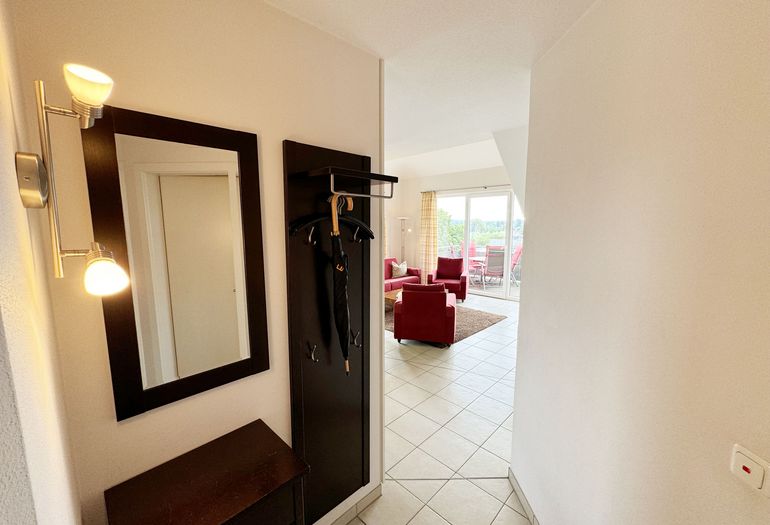 Flurbereich mit Garderobe Flurbereich mit Garderobe