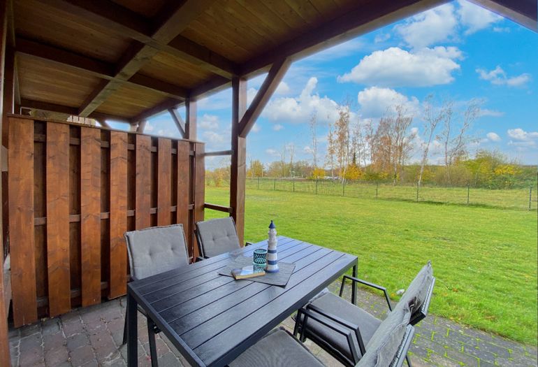 bestuhlte Terrasse in ruhiger Lage