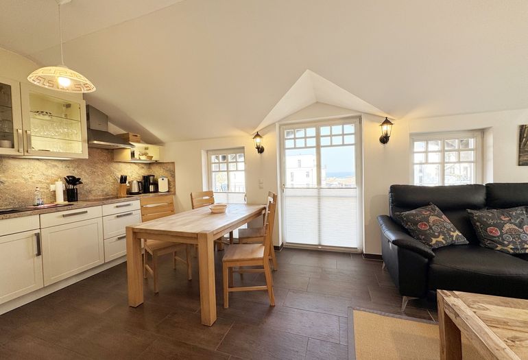 Essbereich mit Stühlen Essbereich mit Stühlen