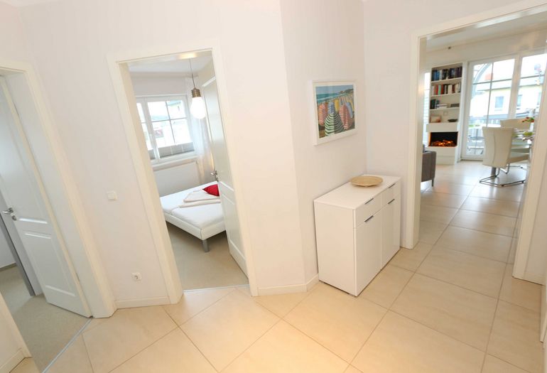 Flurbereich mit kleiner Kommode