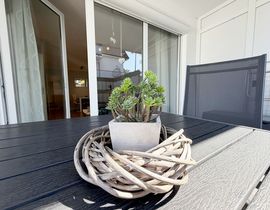 Ferienwohnung 01 Strandgut mit Terrasse