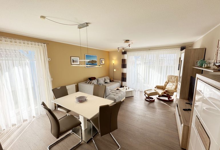 gemütlicher Wohn-und Essbereich