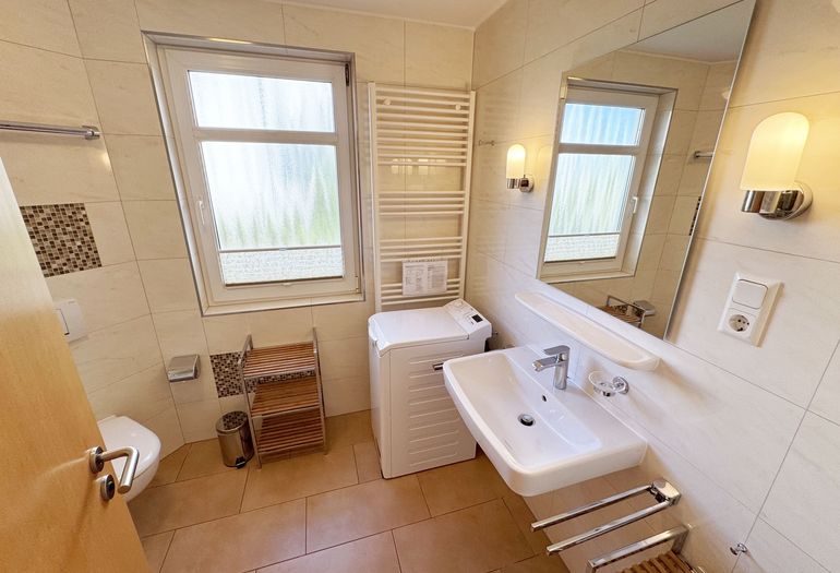 modernes Tageslichtbad