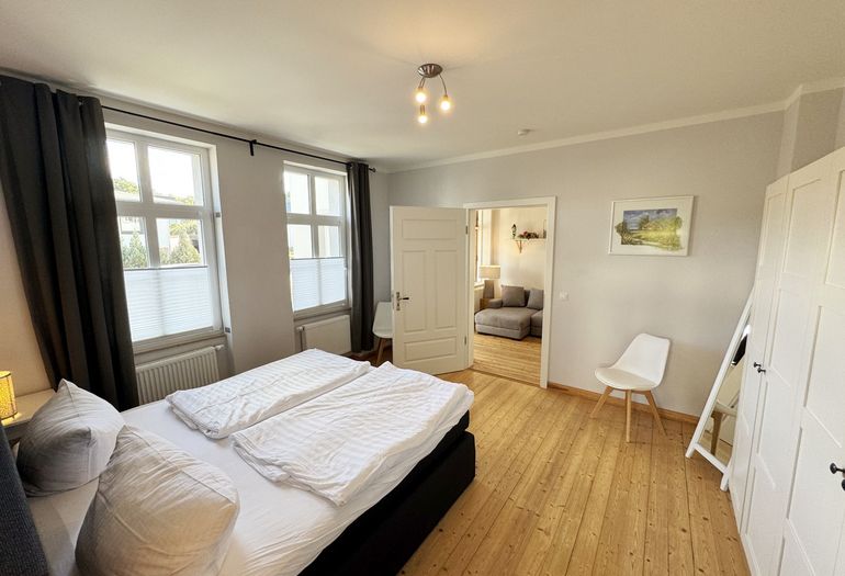 1.Schlafzimmer mit Boxspringbett