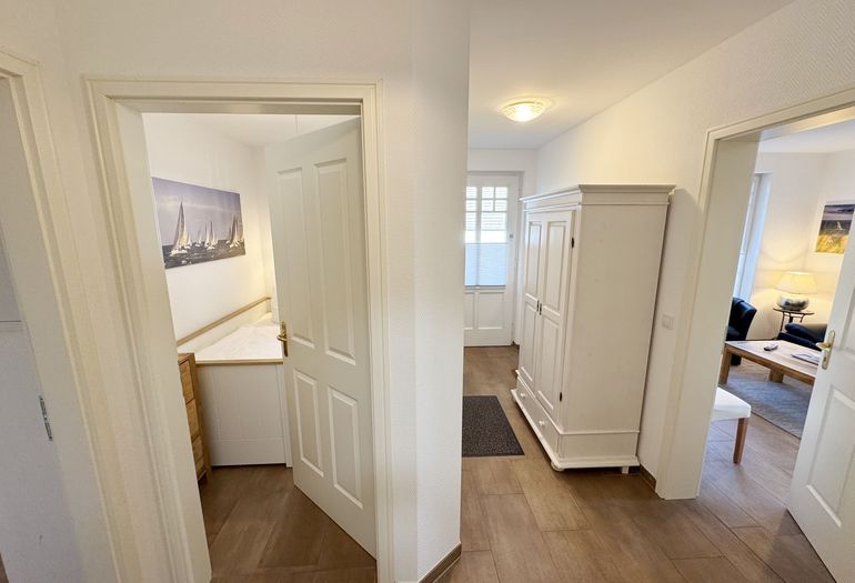 Flurbereich mit Garderobe Flurbereich mit Garderobe