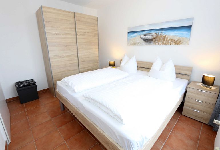 Schlafzimmer mit Kleiderschrank Schlafzimmer mit Kleiderschrank