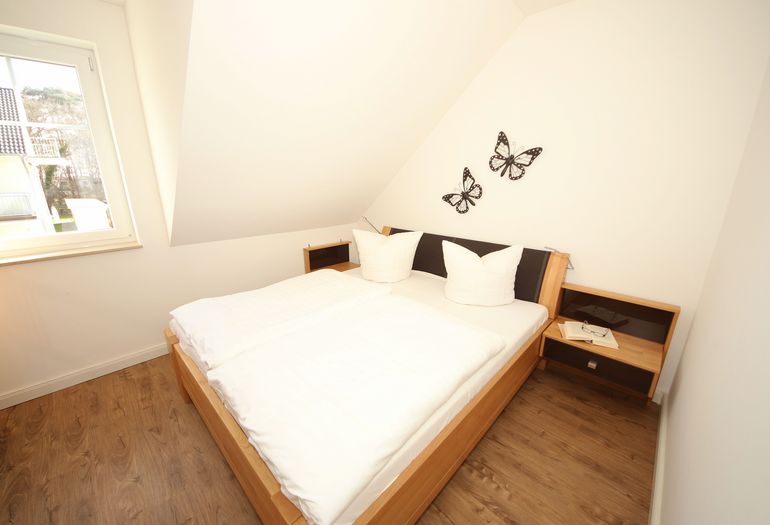 1. Schlafzimmer