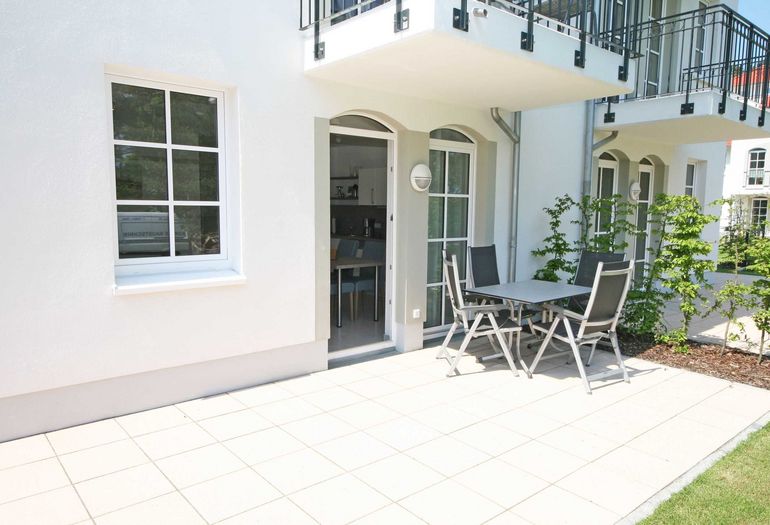 bestuhlte Terrasse in ruhiger Lage bestuhlte Terrasse in ruhiger Lage