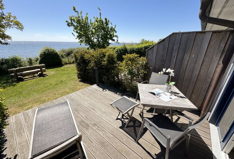 Terrasse mit Meerblick