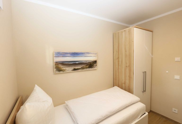 2. Schlafzimmer 2. Schlafzimmer