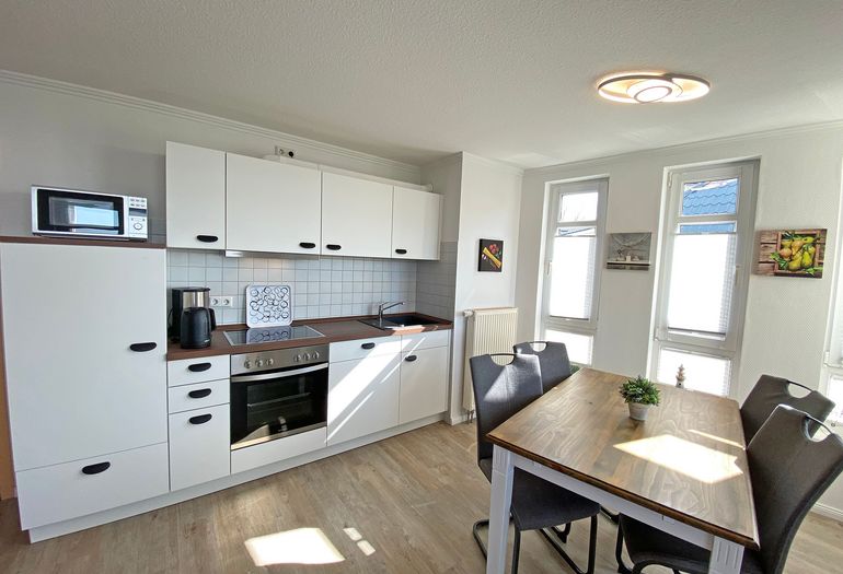 Essbereich mit Esstisch Essbereich mit Esstisch