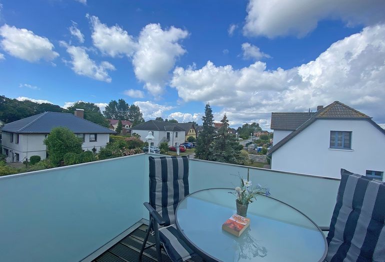 bestuhlter Balkon bestuhlter Balkon