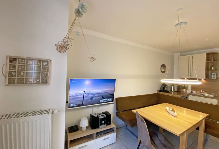 Wohnzimmer mit TV