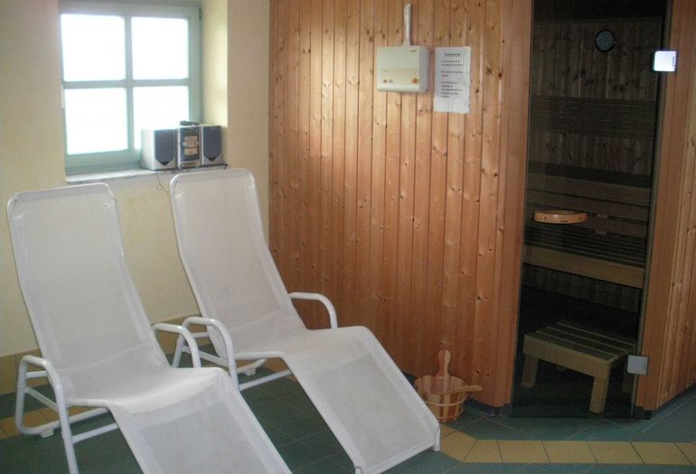 Ruheraum nach der Sauna Ruheraum nach der Sauna