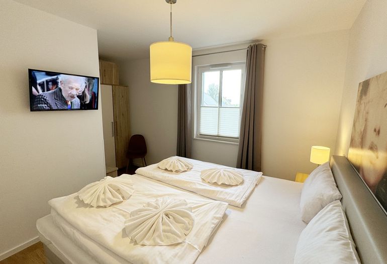 Schlafzimmer mit TV Schlafzimmer mit TV