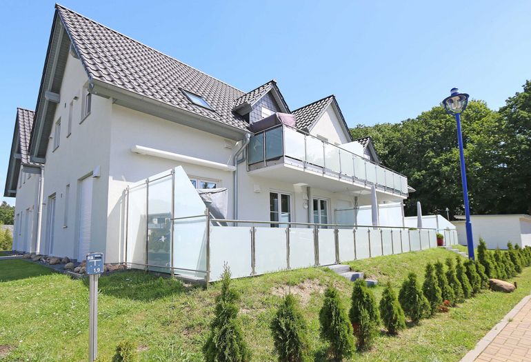 seitlicher Blick zum Haus Sonne seitlicher Blick zum Haus Sonne