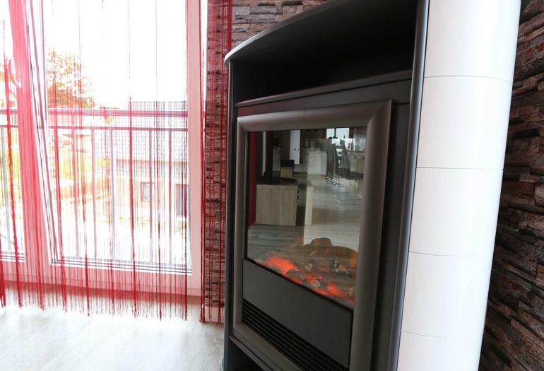 Kamin Kamin
