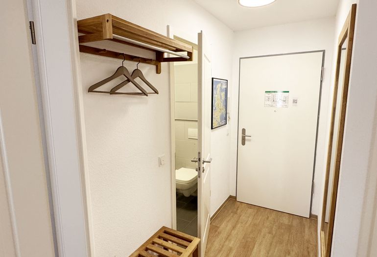 Eingangsbereich mit Garderobe Eingangsbereich mit Garderobe