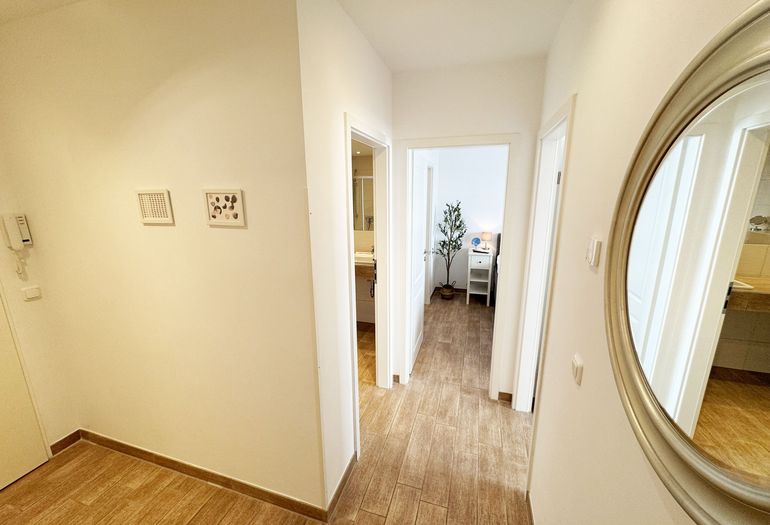 Flurbereich mit Spiegel