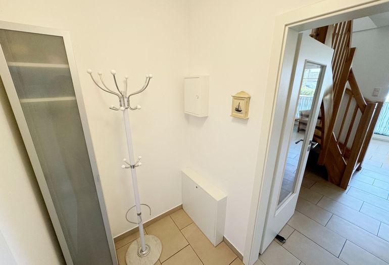 Flurbereich mit Garderobe Flurbereich mit Garderobe