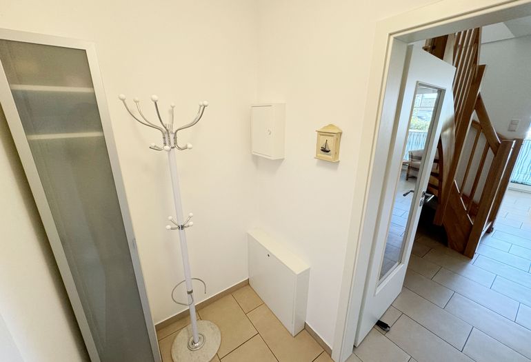 Flurbereich mit Garderobe Flurbereich mit Garderobe
