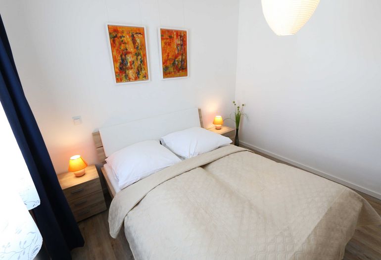 3.Schlafzimmer mit Doppelbett