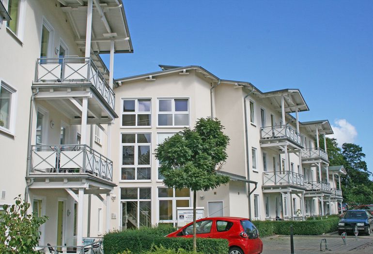 seitlicher Blick zum Haus seitlicher Blick zum Haus