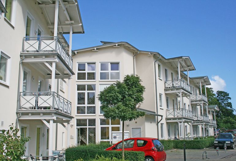seitlicher Blick zum Haus