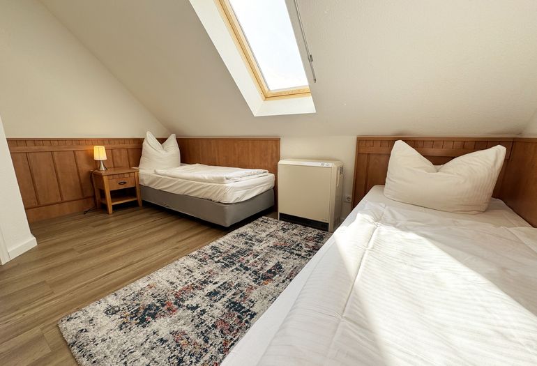 2. Schlafzimmer für 2 Personen der Ferienwohnung