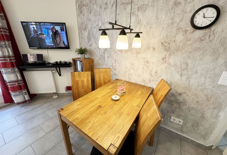 Haus Meeresblick WE A 1.10 Esstisch für 4 Personen Haus Meeresblick WE A 1.10 Esstisch für 4 Personen