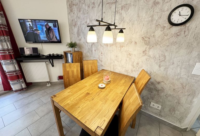 Haus Meeresblick WE A 1.10 Esstisch für 4 Personen Haus Meeresblick WE A 1.10 Esstisch für 4 Personen