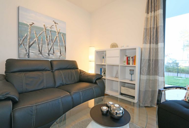 großzügige Couch