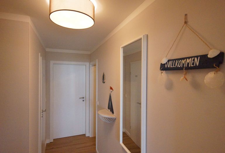 Flur mit Garderobe