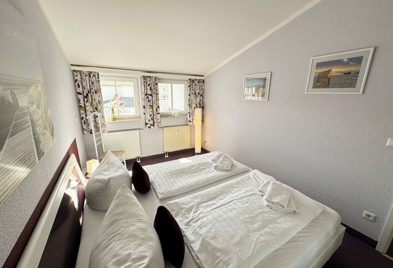 Seepark Sellin Haus Baabe - 1. Schlafzimmer Seepark Sellin Haus Baabe - 1. Schlafzimmer