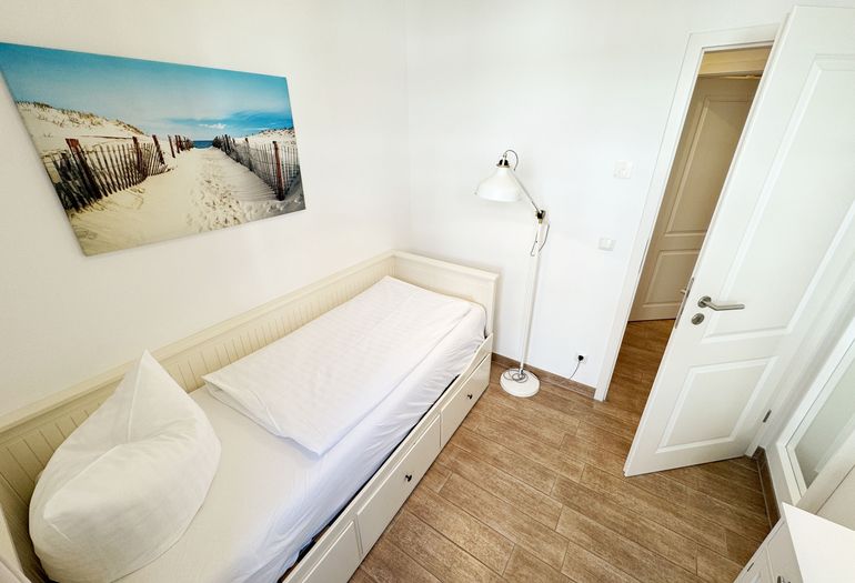 2. Schlafzimmer