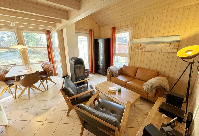 Ferienhaus Sprottenkiste - gemütlicher Couchbereich Ferienhaus Sprottenkiste - gemütlicher Couchbereich