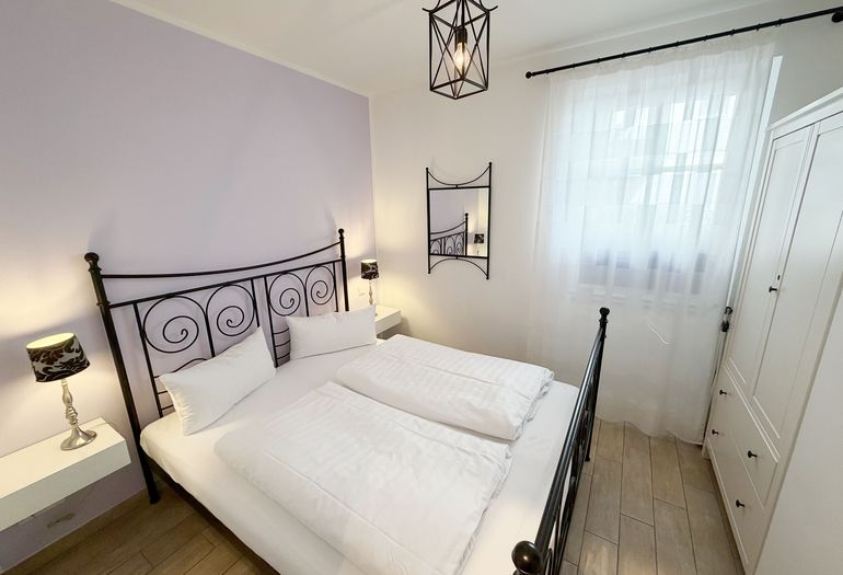 2. Schlafzimmer mit Doppelbett 2. Schlafzimmer mit Doppelbett