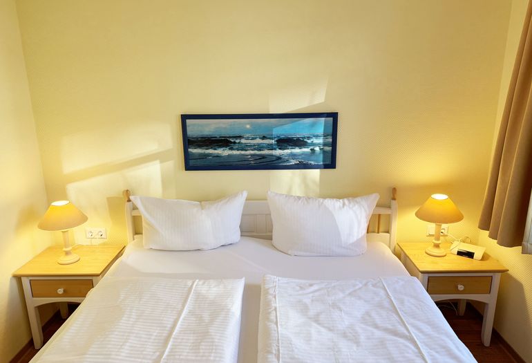 Hauptschlafzimmer mit Doppelbett