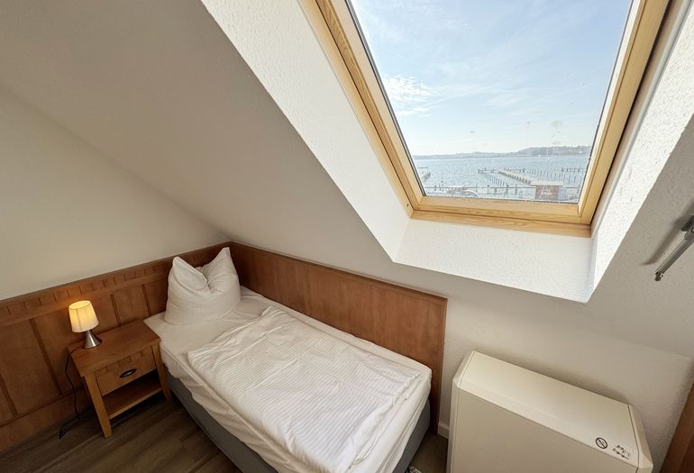Blick aus dem Kinderzimmer der Ferienwohnung Blick aus dem Kinderzimmer der Ferienwohnung