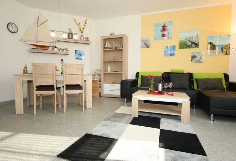 Wohn- und Essbereich