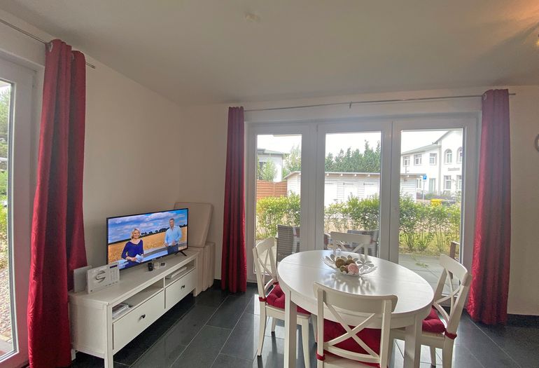 Essbereich mit TV Essbereich mit TV